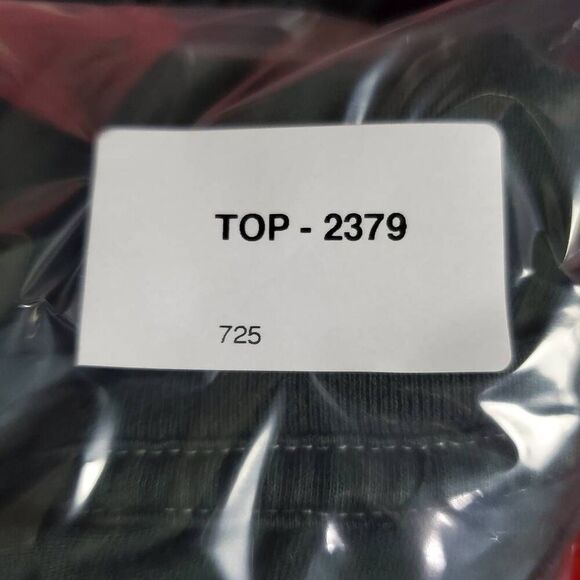 Banana Republic Embroidered Bear Pocket T-Shirt Men’s Large Green - Picture 6 of 6